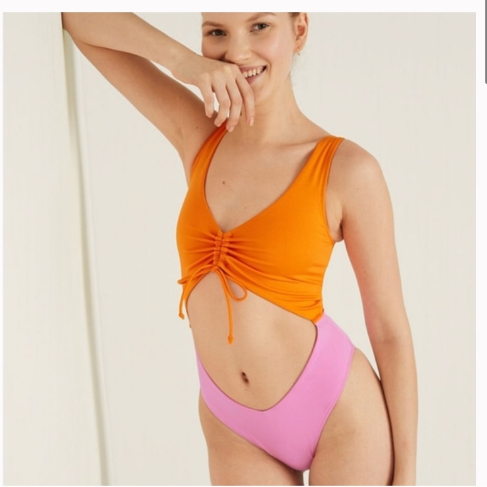 Two tone one piece
